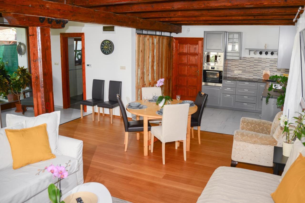 Apartment Somos *